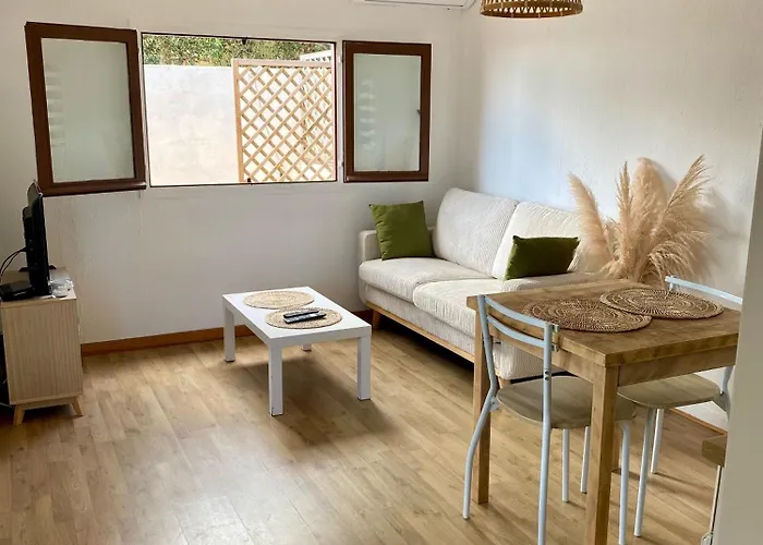 Petit D’été Avec Piscine Privée Chauffée * Bonifacio (Corsica)